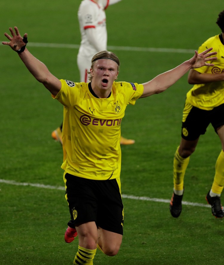 享莱万的精 享莱万的精